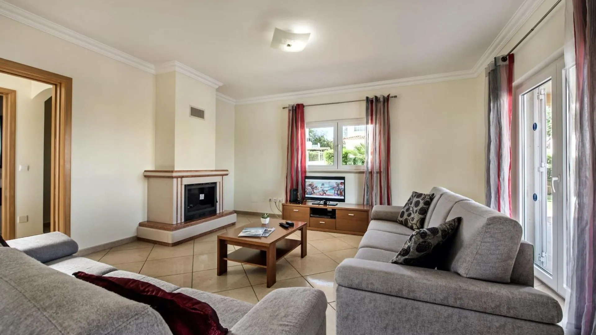 Villa Das Oliveiras Amazing Location Walk To Marina Restaurants Beach Albufeira Holiday home