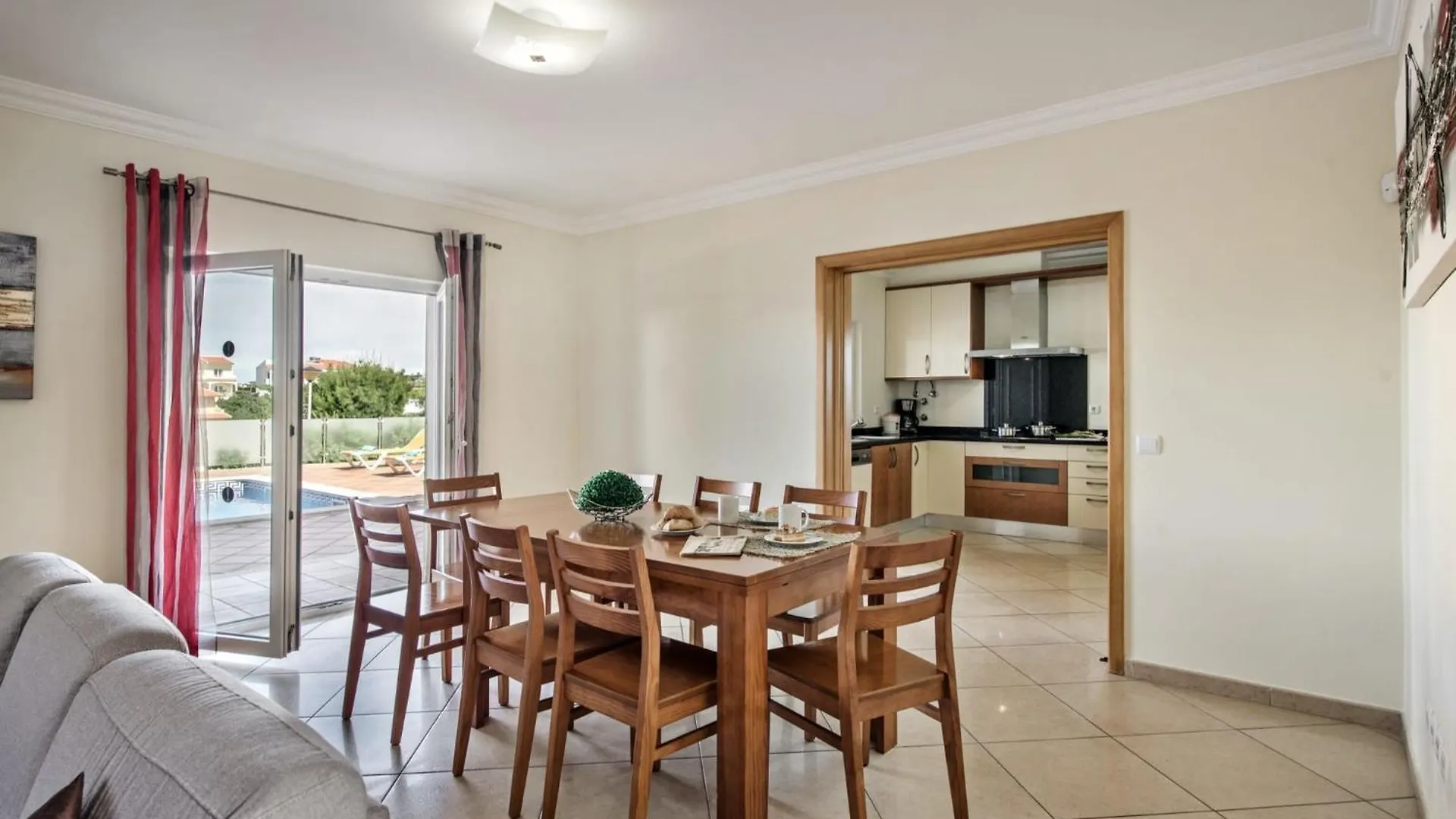Villa Das Oliveiras Amazing Location Walk To Marina Restaurants Beach Albufeira