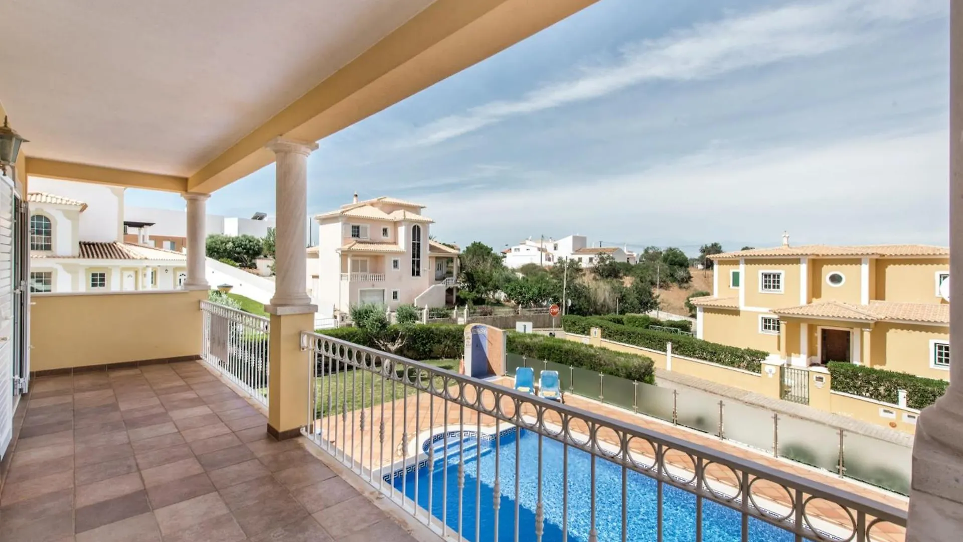 Villa Das Oliveiras Amazing Location Walk To Marina Restaurants Beach Albufeira