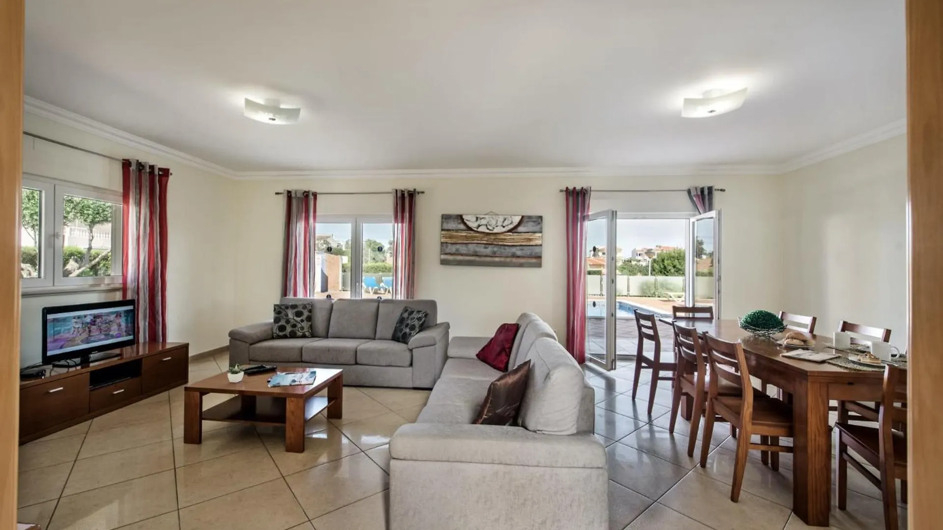 Holiday home Villa Das Oliveiras Amazing Location Walk To Marina Restaurants Beach Albufeira