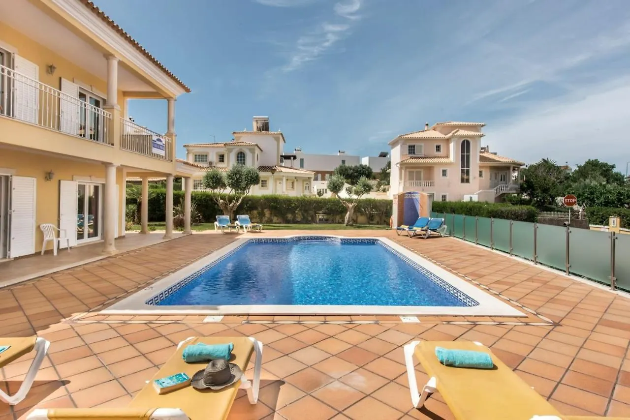 Villa Das Oliveiras Amazing Location Walk To Marina Restaurants Beach Albufeira 0*,