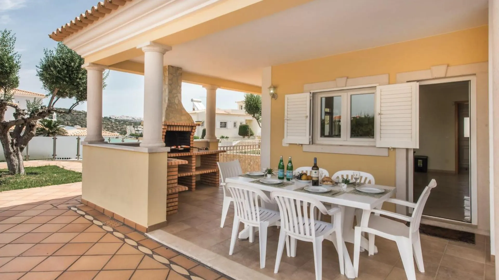 Villa Das Oliveiras Amazing Location Walk To Marina Restaurants Beach Albufeira Holiday home
