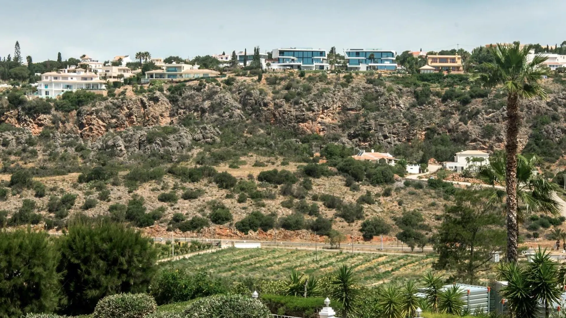 Villa Das Oliveiras Amazing Location Walk To Marina Restaurants Beach Albufeira
