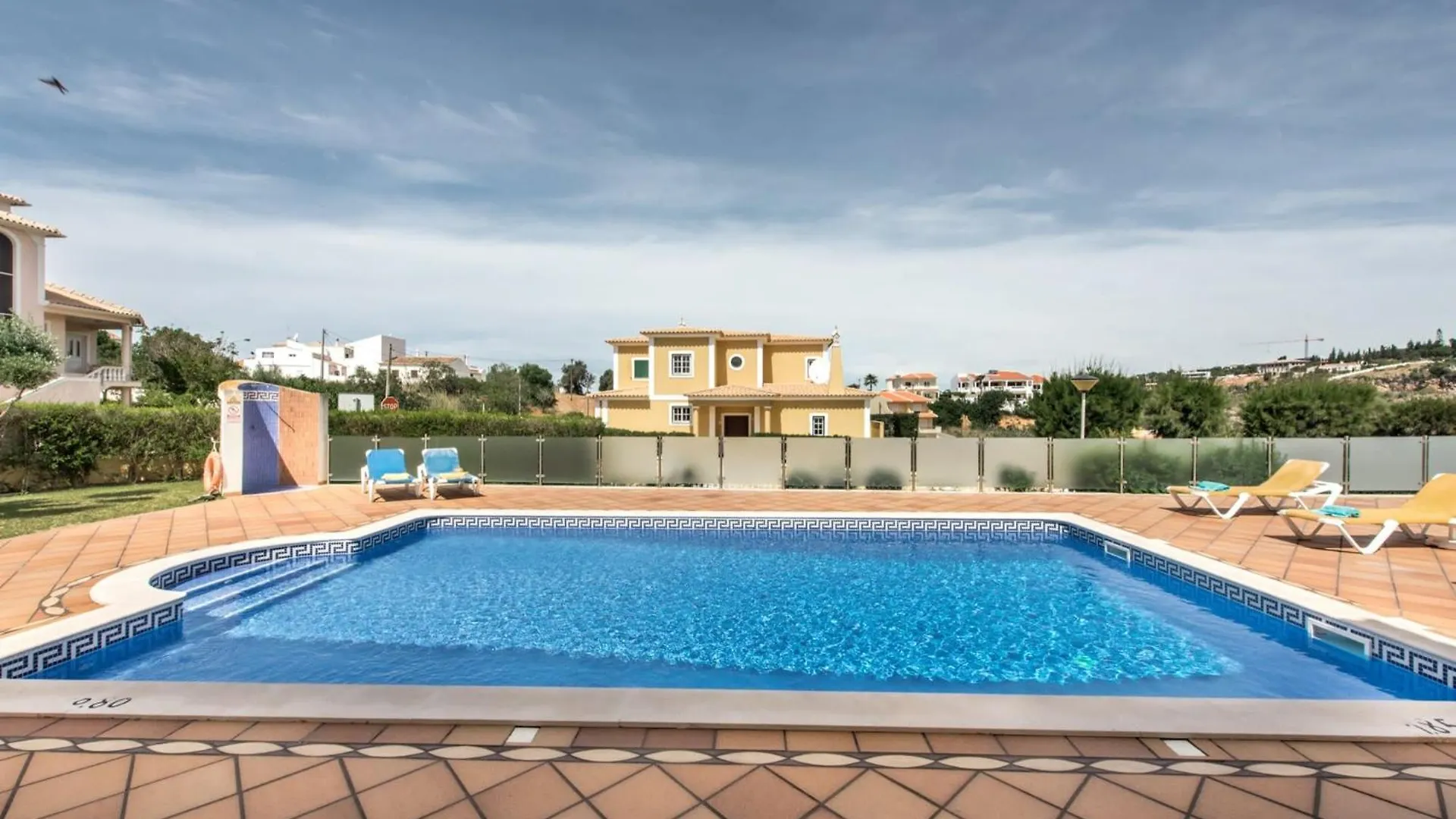 Villa Das Oliveiras Amazing Location Walk To Marina Restaurants Beach Albufeira Holiday home