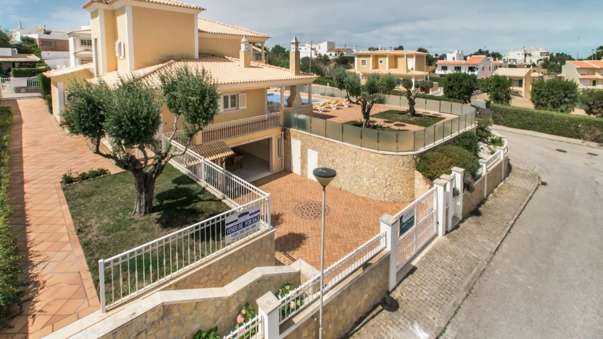 Holiday home Villa Das Oliveiras Amazing Location Walk To Marina Restaurants Beach Albufeira