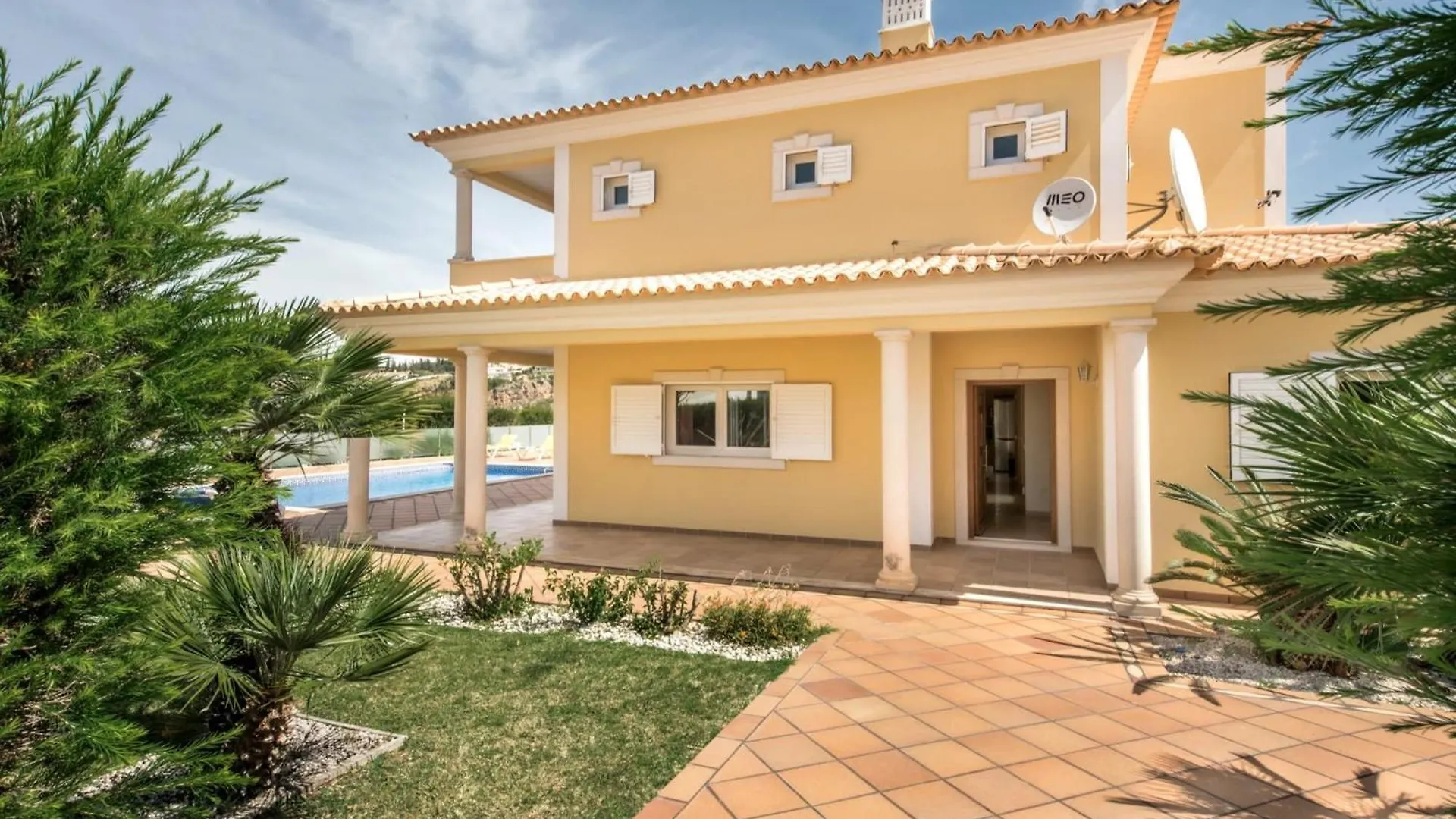 Villa Das Oliveiras Amazing Location Walk To Marina Restaurants Beach Albufeira Portugal