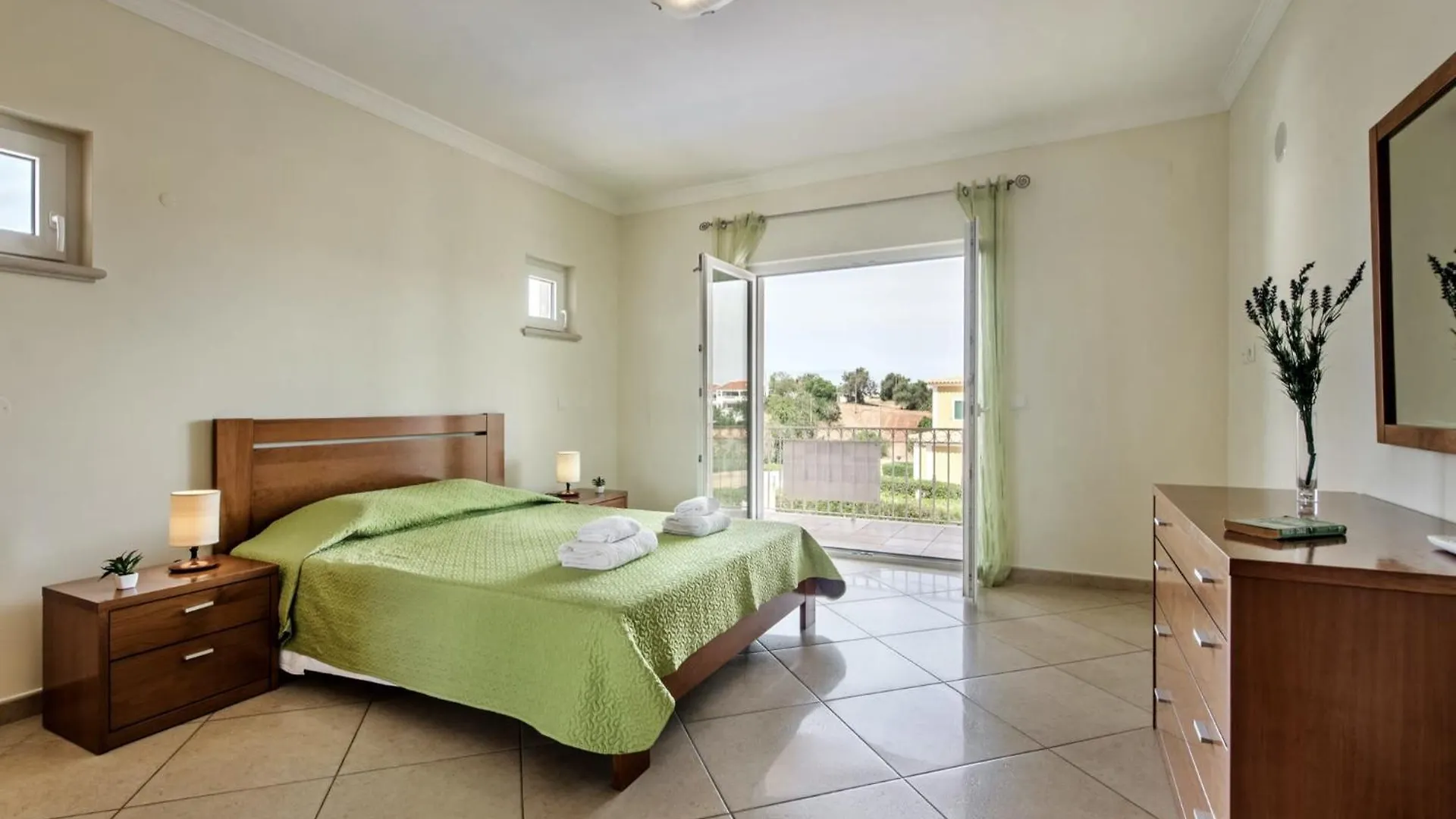 Villa Das Oliveiras Amazing Location Walk To Marina Restaurants Beach Albufeira Holiday home