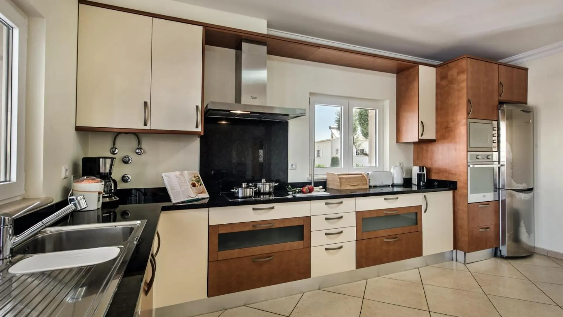 Villa Das Oliveiras Amazing Location Walk To Marina Restaurants Beach Albufeira 0*,